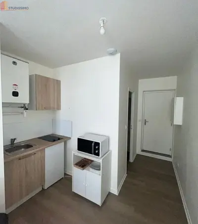 Studio à Laval