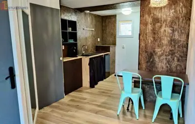 Studio à Laval
