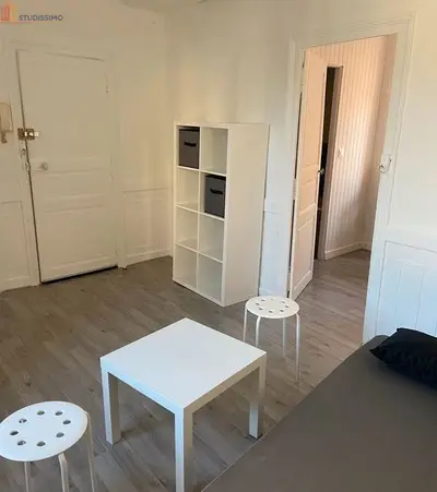 Studio à Laval