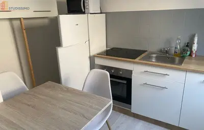 Studio à Laval