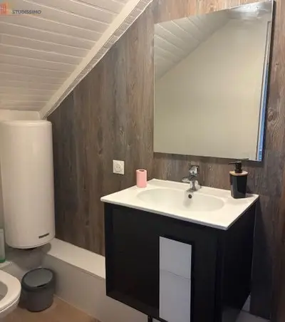 Studio à Laval