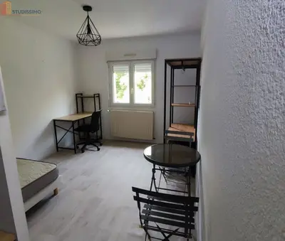 Studio à Laval