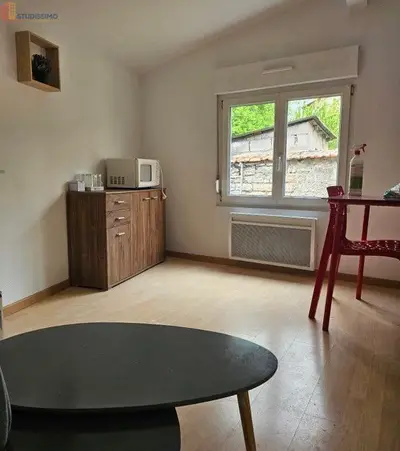 Studio à Saint-Max