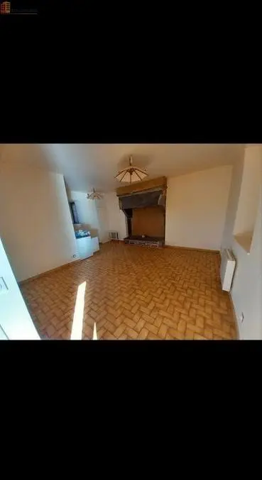 Studio à Les Fougerêts