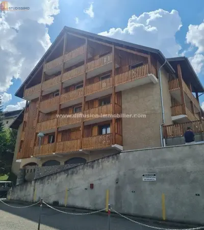 Studio à Enchastrayes