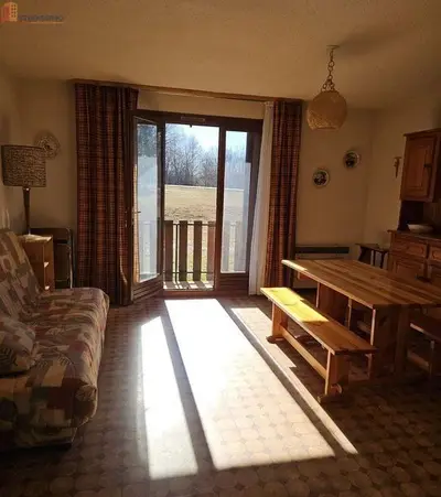 Studio à Montclar