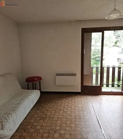 Studio à Montclar