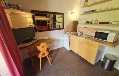 Studio à Enchastrayes