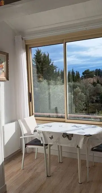Studio à Gréoux-les-Bains