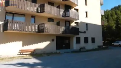 Studio à Enchastrayes