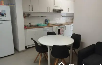 Studio à Croix