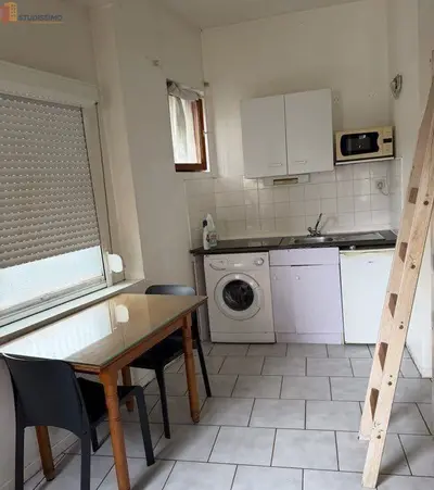 Studio à Sainte-Savine