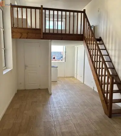 Studio à Mouy