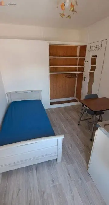 Studio à Saint-Maximin