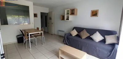 Studio à Azille