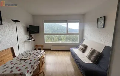 Studio à Laveissière