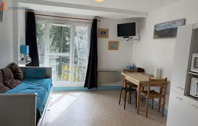 Studio à Laveissière
