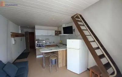 Studio à Laveissière