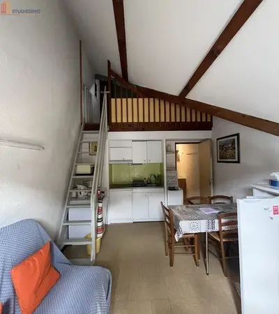 Studio à Laveissière