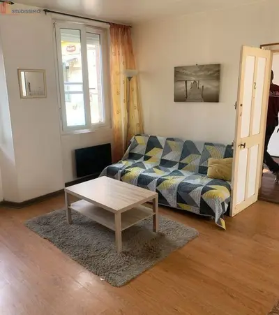 Studio à Sainte-Gauburge-Sainte-Colombe