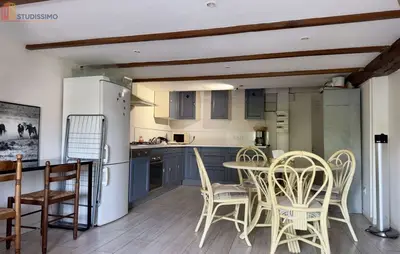 Studio à Périgny