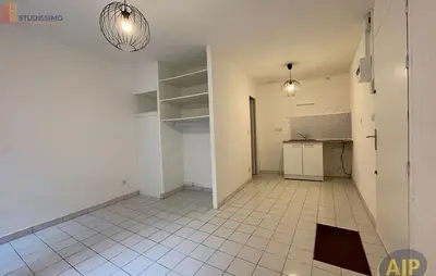 Studio à Saintes