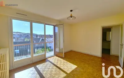 Studio à Brive-la-Gaillarde