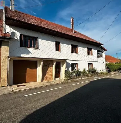 Studio à Frasne