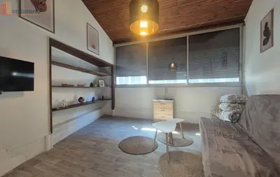 Studio à Thiers