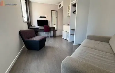 Studio à Valence