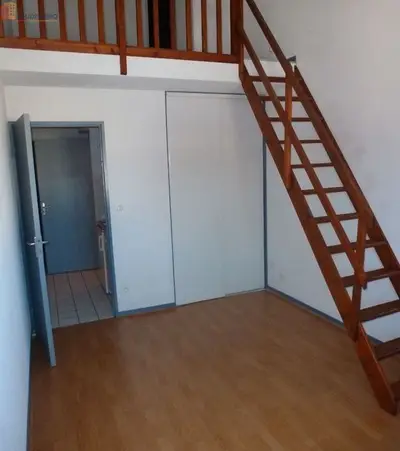 Studio à Valence