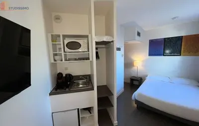 Studio à Valence