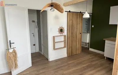Studio à Valence