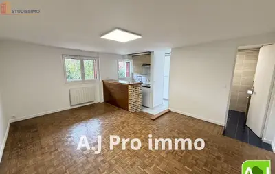 Studio à Ivry-la-Bataille