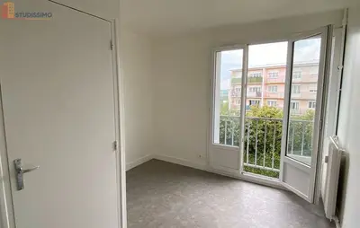 Studio à Évreux