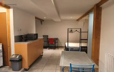 Studio à Ménétrol