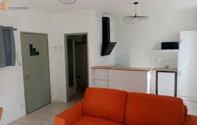 Studio à Nay