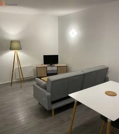 Studio à Connerré
