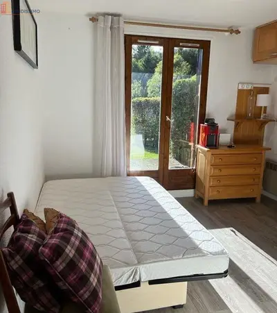 Studio à Demi-Quartier