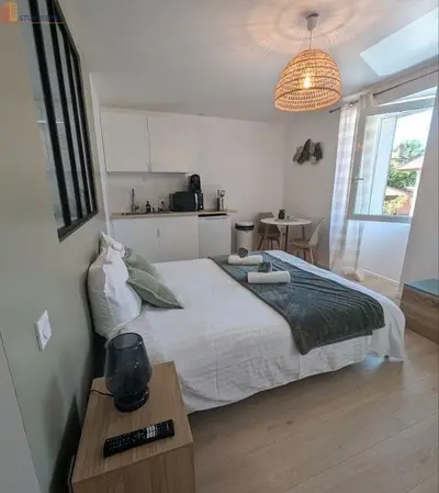 Studio à Viry