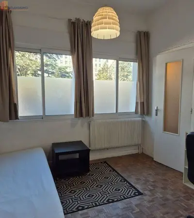 Studio à Oullins-Pierre-Bénite