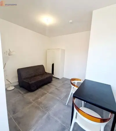 Studio à Bron