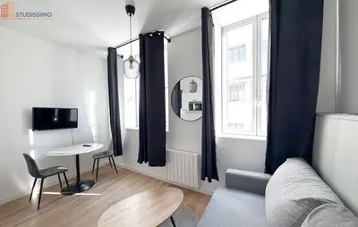 Studio à Paris