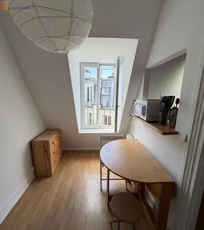 Studio à Paris