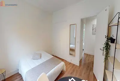 Studio à Paris