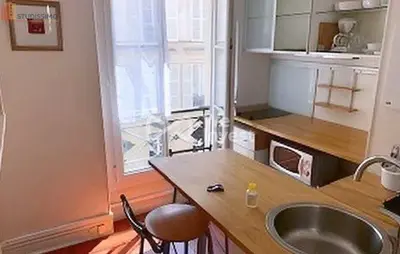Studio à Paris
