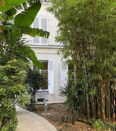 Studio à Paris