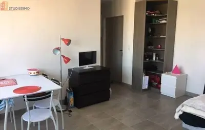 Studio à Écully