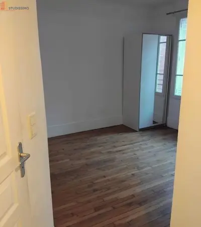 Studio à Paris