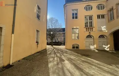 Studio à Dole